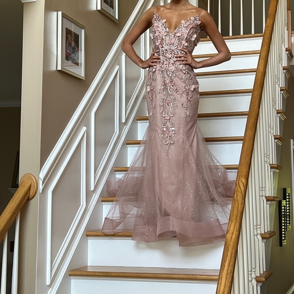 prom dress - Picture 4 of 5